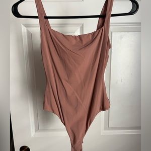 SKIMS *rare color and sold out* bodysuit